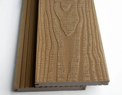 Террасная доска Bergia Solid King (орех)